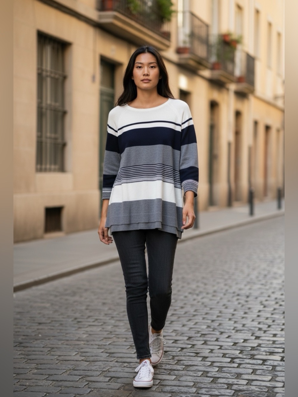 Vince Camuto Knit Sweater Women’s Medium Pullover Striped Long Sleeve.